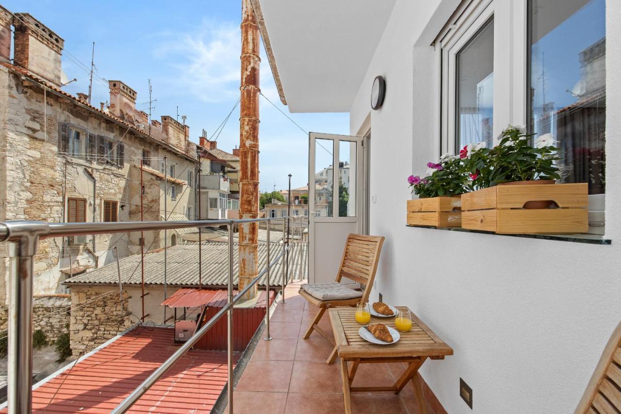 Giardini M Studio Apartments Pula Bagian luar foto